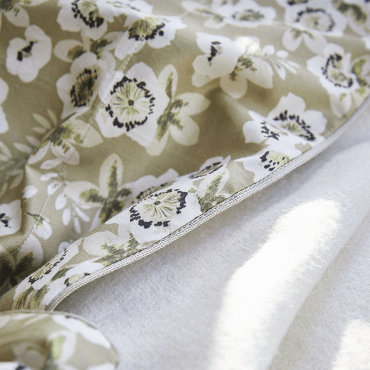 Drap plat en satin de coton biologique 270x300 cm GOTS, Blossom Lune