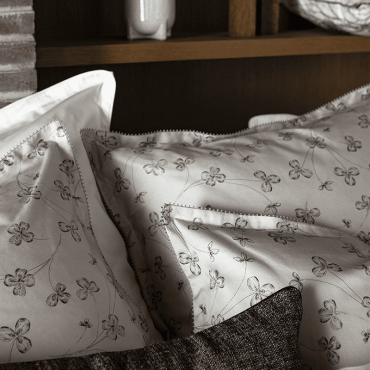 Organic cotton satin pillowcase, Quatre Feuilles